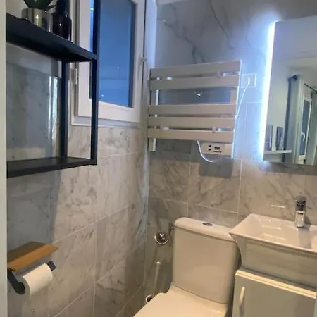Apartmán Maison Jardin Et Parking Gratuit - 10 Min De L'aeroport - Metro 14 - Arrivee Autonome
